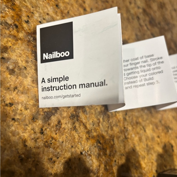 Nail Dipping Powder Set with Black and White Bottles - Picture 5 of 9